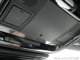 Land Rover Range Rover Velar 2,0 D200 S 1Maj. ČR, DPH 2025