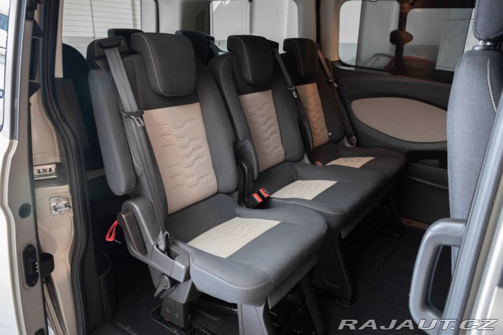 Ford Tourneo Custom 2.0TDCi*8MÍST*VÝHŘEV* 2017