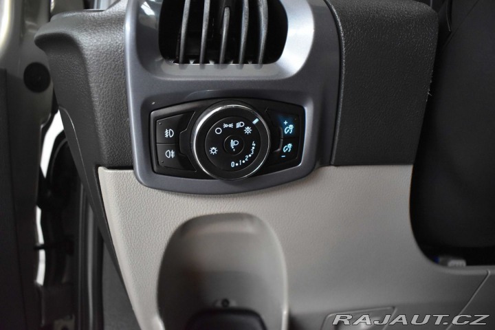 Ford Tourneo Custom 2.0TDCi*8MÍST*VÝHŘEV* 2017