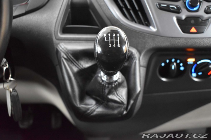 Ford Tourneo Custom 2.0TDCi*8MÍST*VÝHŘEV* 2017