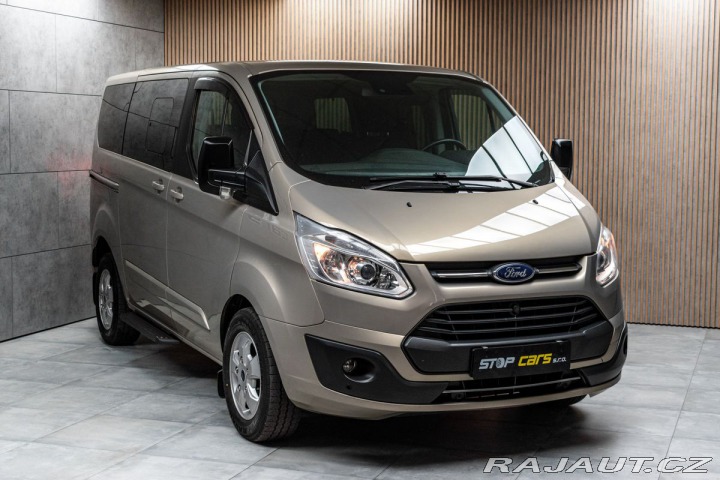 Ford Tourneo Custom 2.0TDCi*8MÍST*VÝHŘEV* 2017
