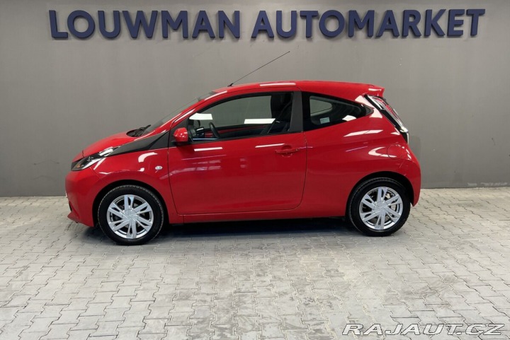 Toyota Aygo 1.0 VVT-i X-play 2014
