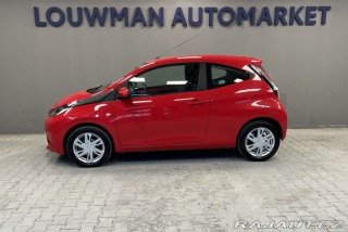 Toyota Aygo 1.0 VVT-i X-play 2014