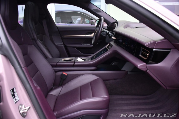 Porsche Taycan PERFORMANCE PLUS 2024