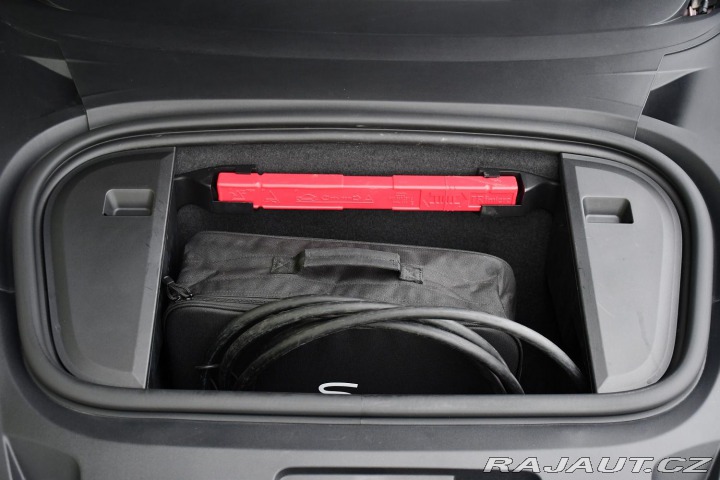 Porsche Taycan PERFORMANCE PLUS 2024