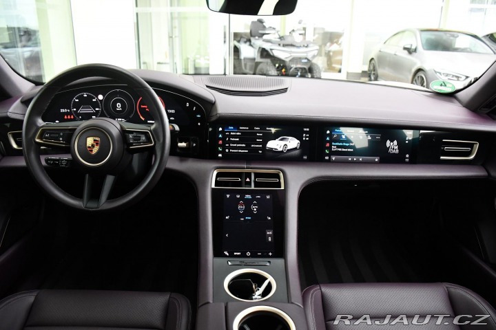 Porsche Taycan PERFORMANCE PLUS 2024