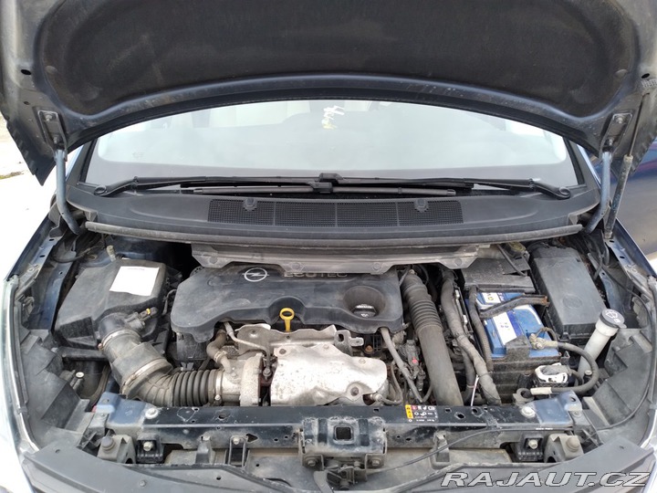 Opel Zafira TOURER 2.0 CDTI AT 7 MÍST 2018