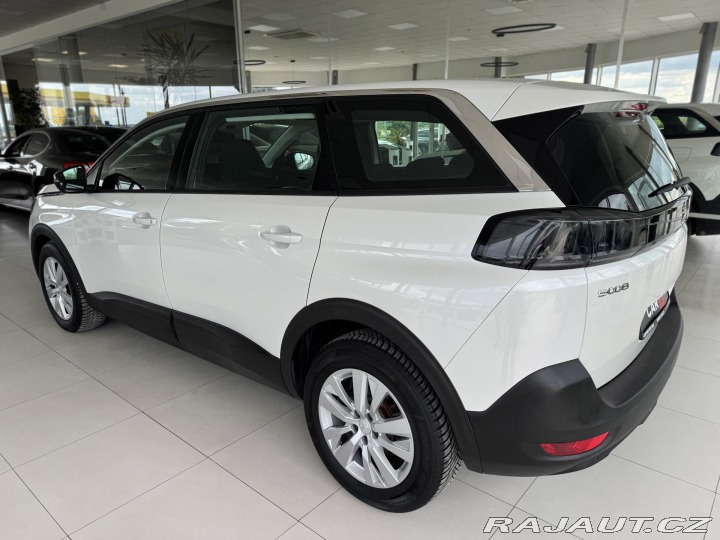 Peugeot 5008 1,2PT AUT*96kW*Kamera*7MÍ 2023