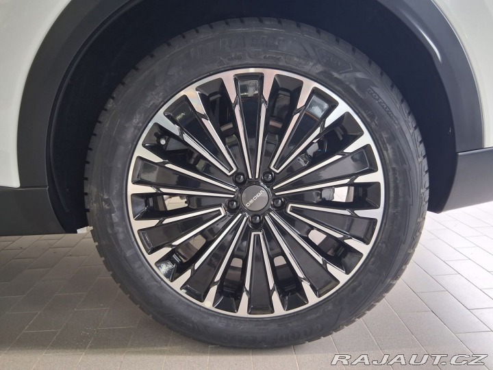 Omoda 9 Premium 1.5TGDI PHEV AWD 2026