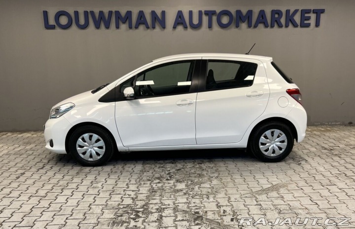 Toyota Yaris 1.33 POWER 2013