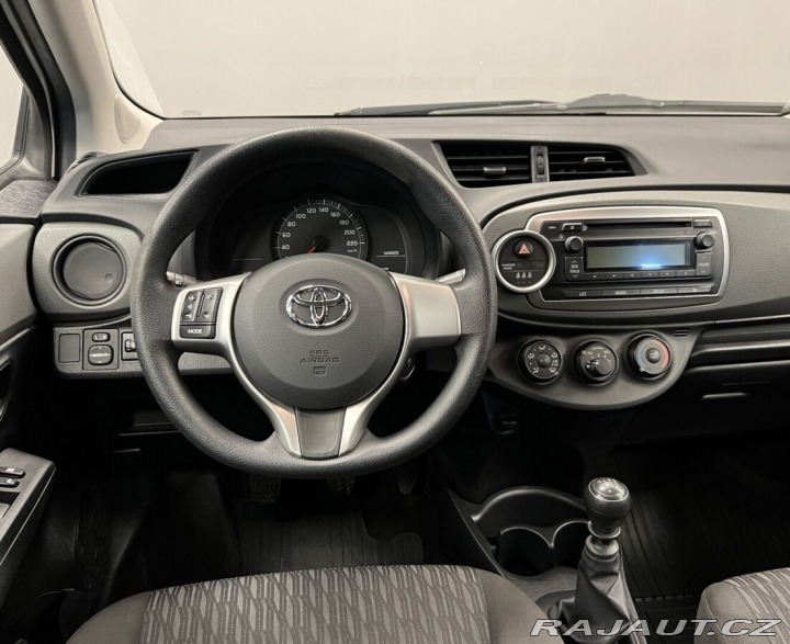 Toyota Yaris 1.33 POWER 2013