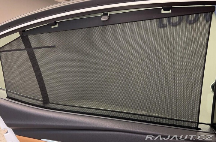 Toyota Camry 2.5 Hybrid AT EXECUTIVE 2026