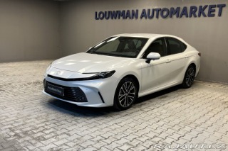 Toyota Camry 2.5 Hybrid AT EXECUTIVE 2026