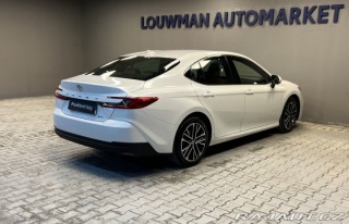 Toyota Camry 2.5 Hybrid AT EXECUTIVE 2026