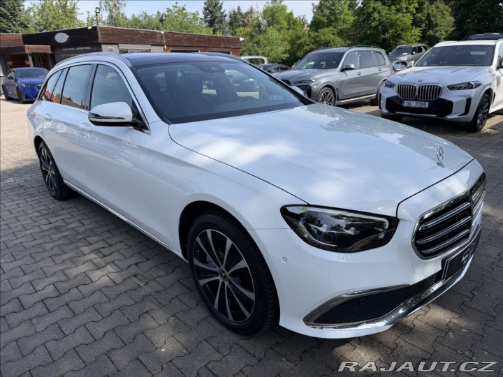 Mercedes-Benz E 300de 4Matic 2023