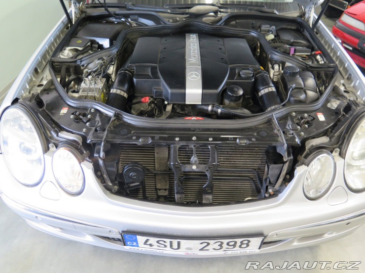 Mercedes-Benz E E320,LPG,tažné,klima,kůže 2004