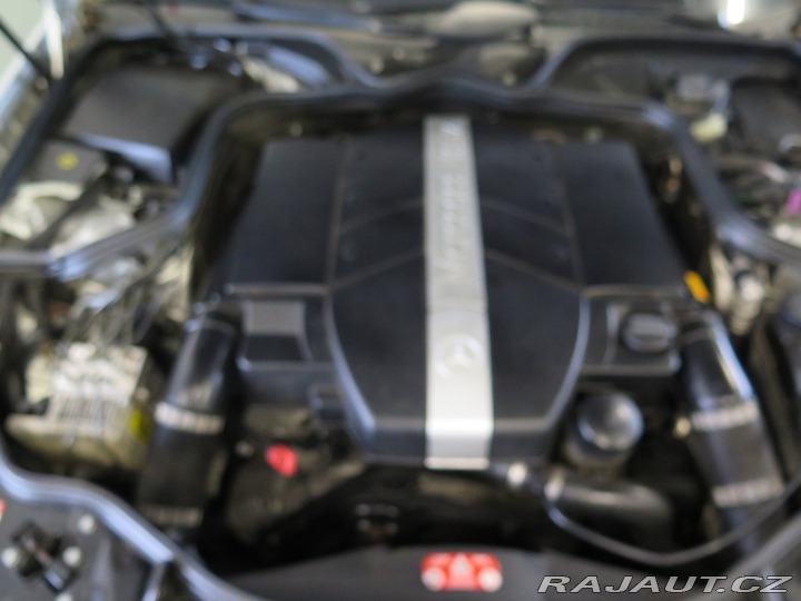 Mercedes-Benz E E320,LPG,tažné,klima,kůže 2004
