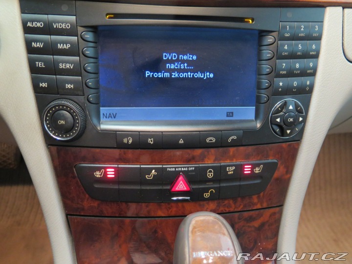 Mercedes-Benz E E320,LPG,tažné,klima,kůže 2004