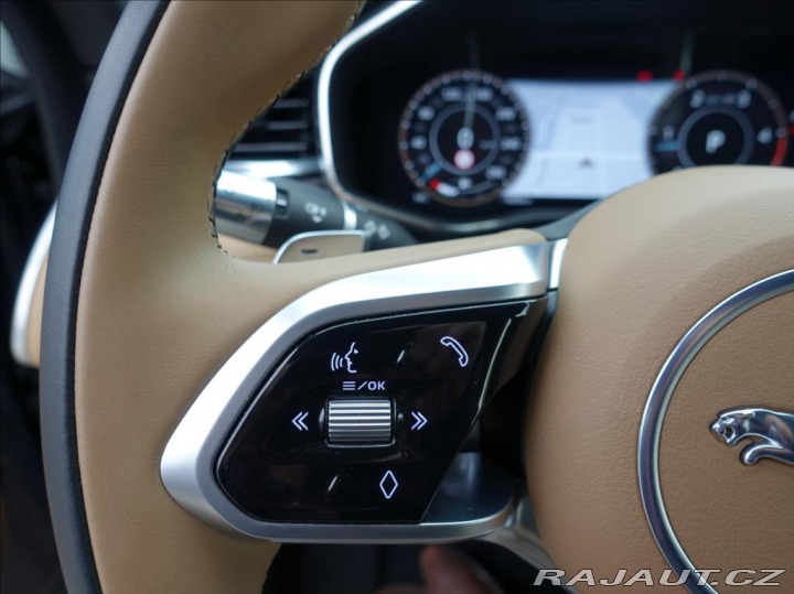 Jaguar F-Pace 2,0 D200 SE,1.Maj,ČR,DPH 2021