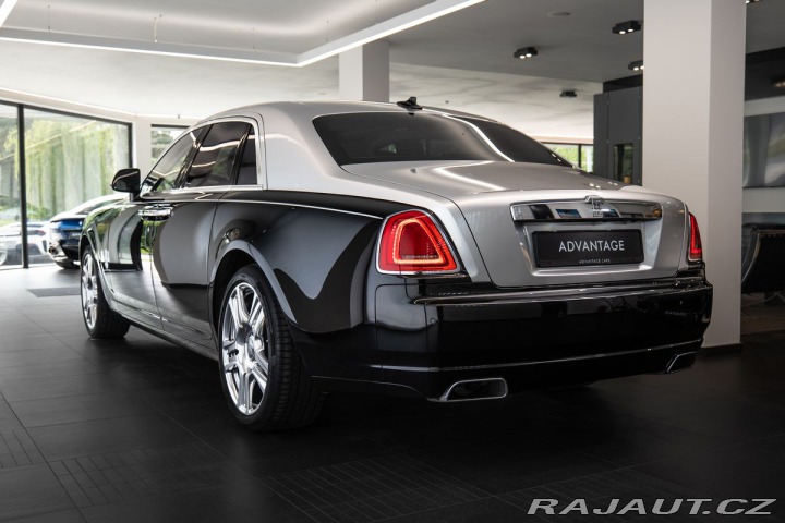 Rolls Royce Ghost Family 360/Pano/Masážní s 2016