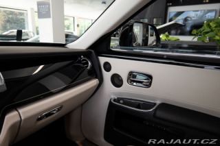 Rolls Royce Ghost Family 360/Pano/Masážní s 2016