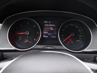Volkswagen Passat 2.0 TDI LED Highline Tažn 2015