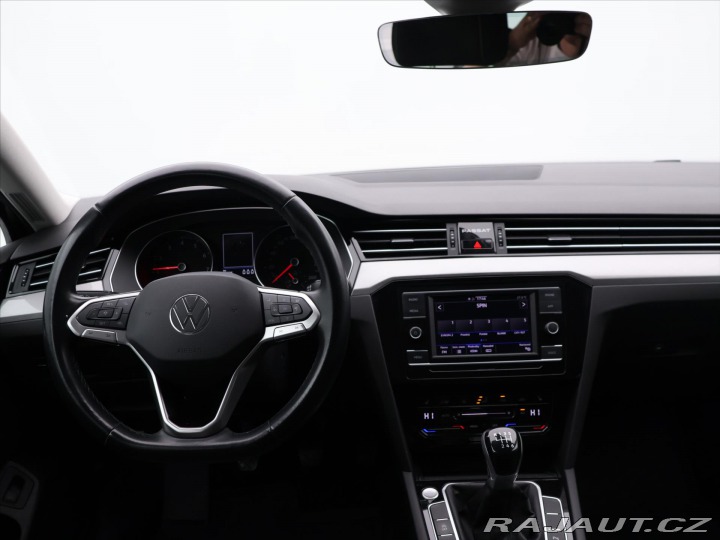 Volkswagen Passat 1,5 TSI 110 kW Business D 2022