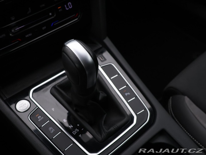 Volkswagen Passat 2,0 TDI 147kW 4M DSG CZ A 2021