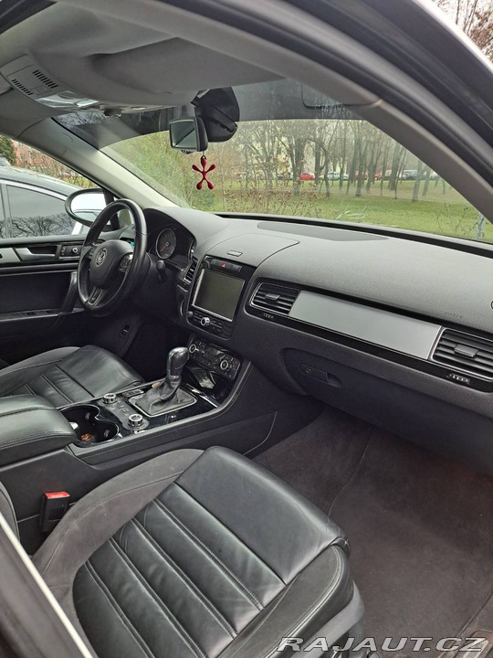 Volkswagen Touareg 2013