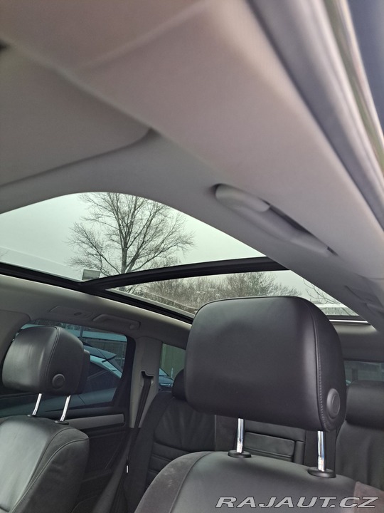 Volkswagen Touareg 2013