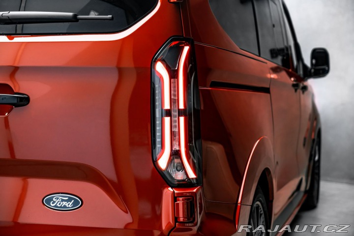 Ford Transit Custom MS-RT, 7 míst, tažné 2025
