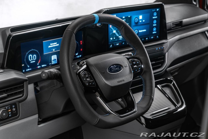 Ford Transit Custom MS-RT, 7 míst, tažné 2025