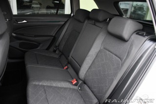 Volkswagen Golf 1.5eTSi DSG LIFE ČR 1.MAJ 2023