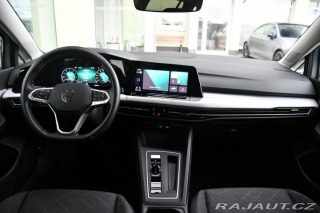 Volkswagen Golf 1.5eTSi DSG LIFE ČR 1.MAJ 2023