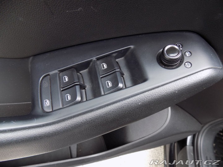 Audi Q5 2.0TDI/4x4/Bi-xenon/LED/ 2010