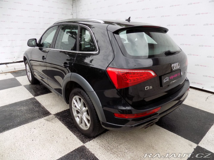Audi Q5 2.0TDI/4x4/Bi-xenon/LED/ 2010