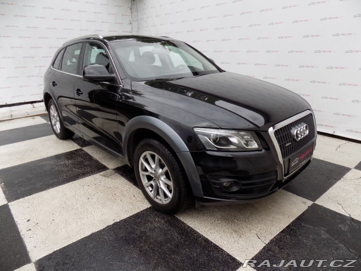 Audi Q5 2.0TDI/4x4/Bi-xenon/LED/ 2010
