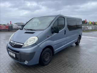 Opel Vivaro 2,5 DCi 107kw 9míst Klima