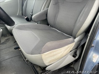 Opel Vivaro 2,5 DCi 107kw 9míst Klima 2008