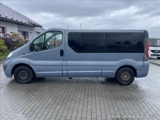 Opel Vivaro 2,5 DCi 107kw 9míst Klima 2008