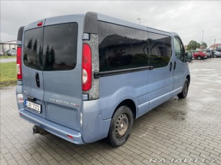 Opel Vivaro 2,5 DCi 107kw 9míst Klima 2008