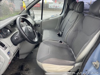 Opel Vivaro 2,5 DCi 107kw 9míst Klima 2008
