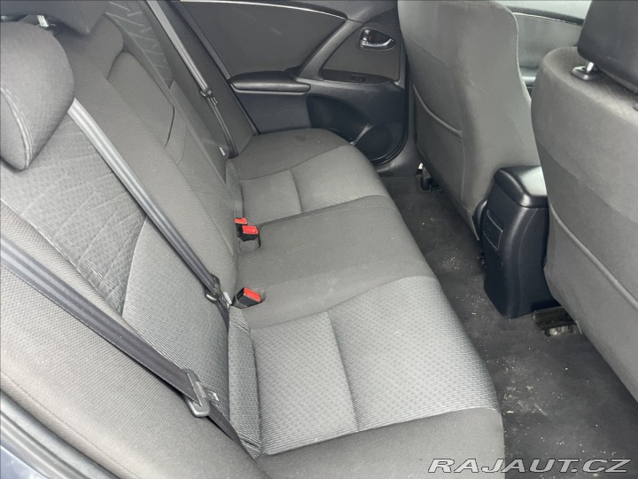 Toyota Avensis 2,0 D-4D, 93 kw Klima, be 2010