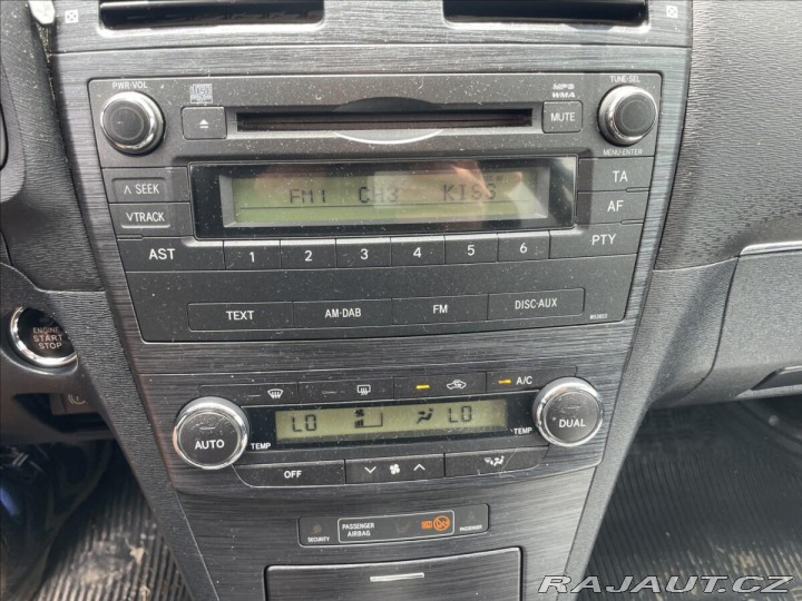 Toyota Avensis 2,0 D-4D 93 kw Klima bez 2010