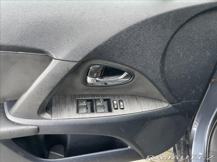 Toyota Avensis 2,0 D-4D, 93 kw Klima, be 2010