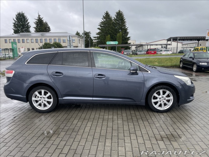 Toyota Avensis 2,0 D-4D, 93 kw Klima, be 2010