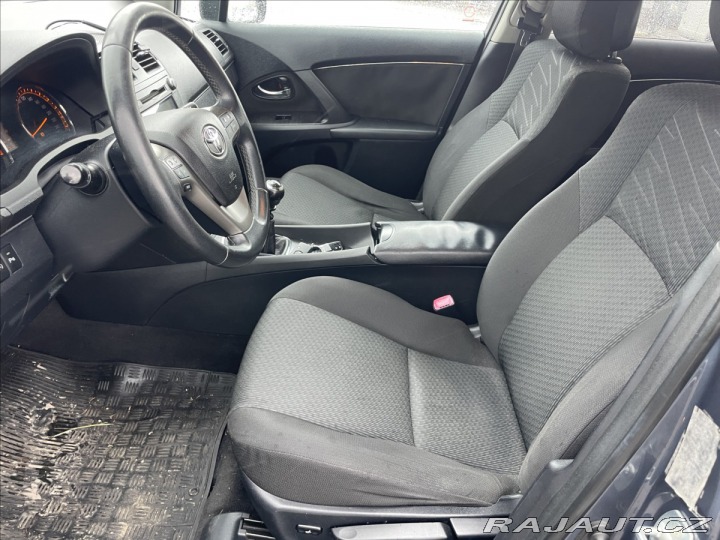 Toyota Avensis 2,0 D-4D, 93 kw Klima, be 2010