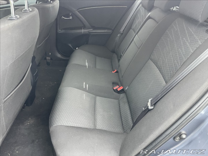 Toyota Avensis 2,0 D-4D, 93 kw Klima, be 2010