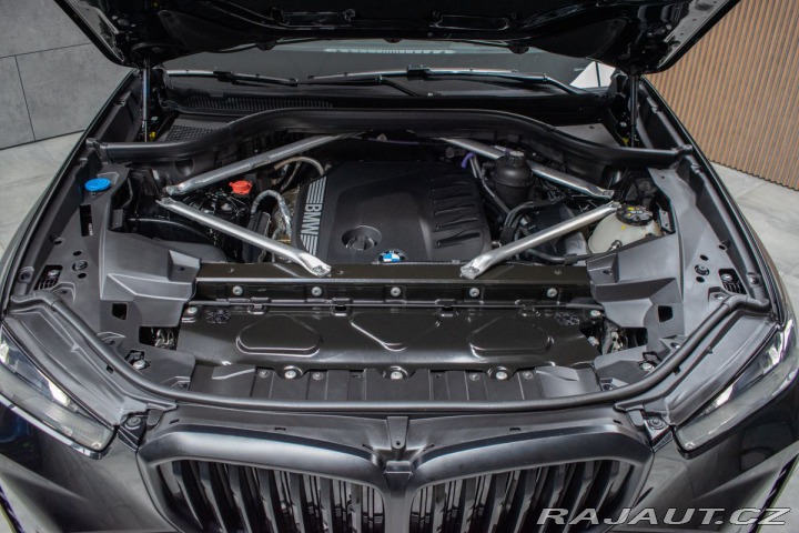 BMW X5 30d REZERVACE 2024