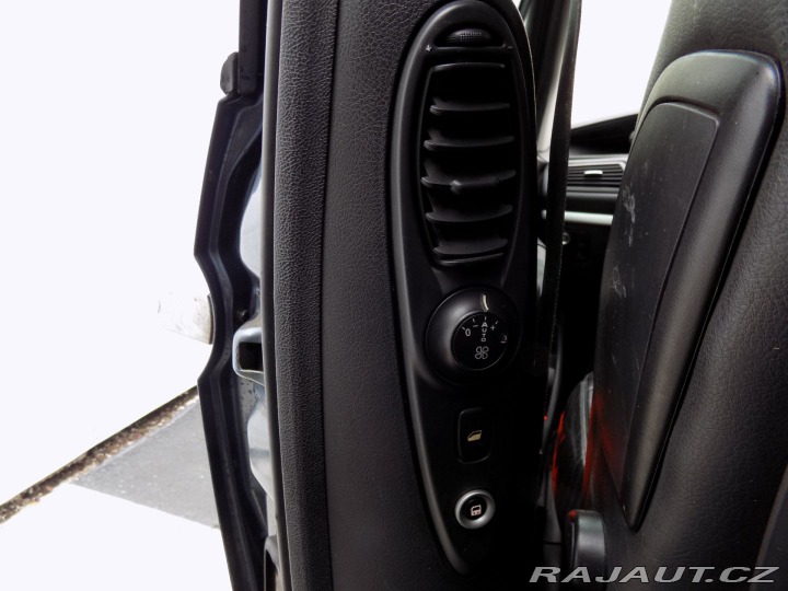 Peugeot 807 2.0HDi/7.Míst/NAVI/LED/ 2009